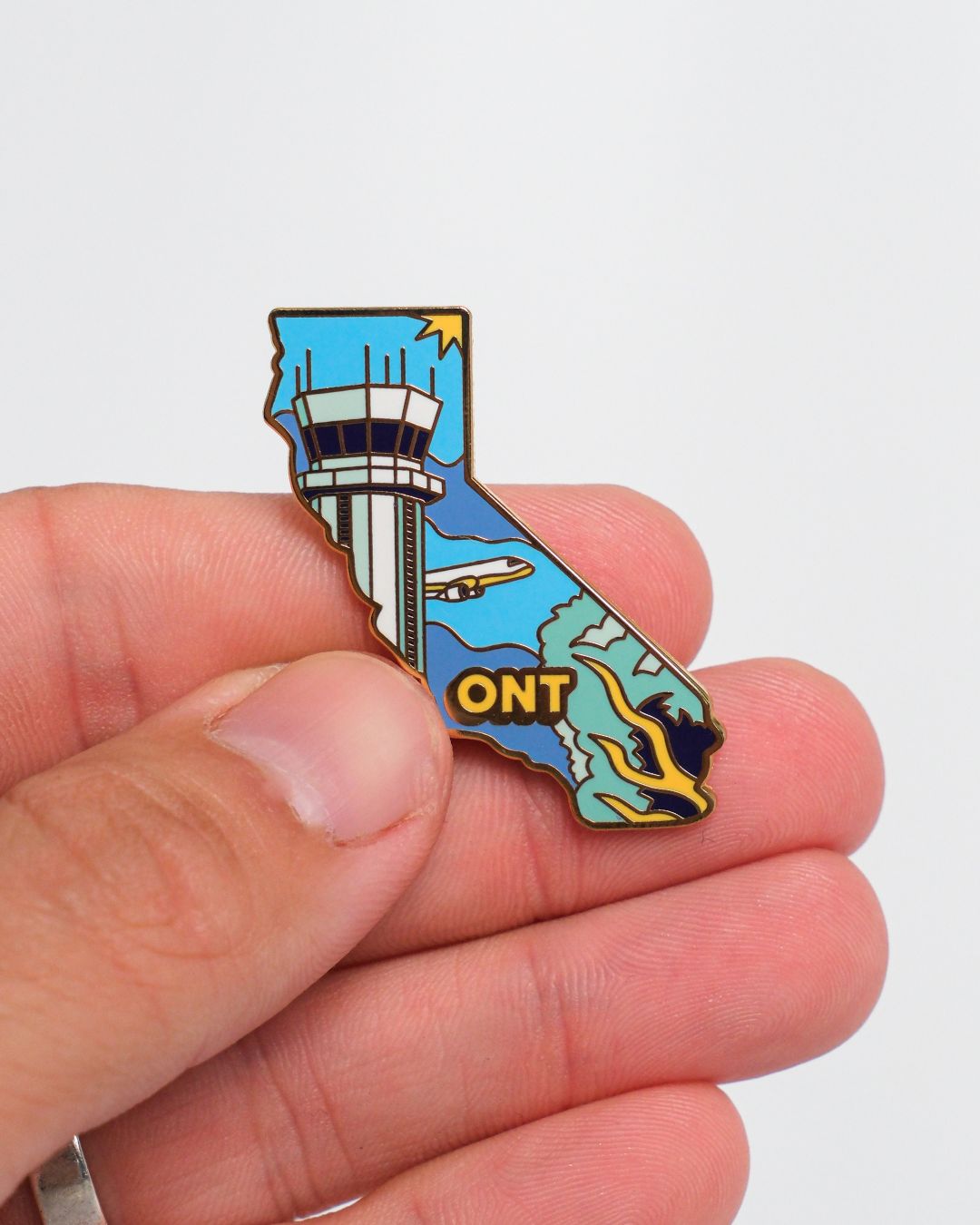 Pin de Aeropuerto | ONT - California