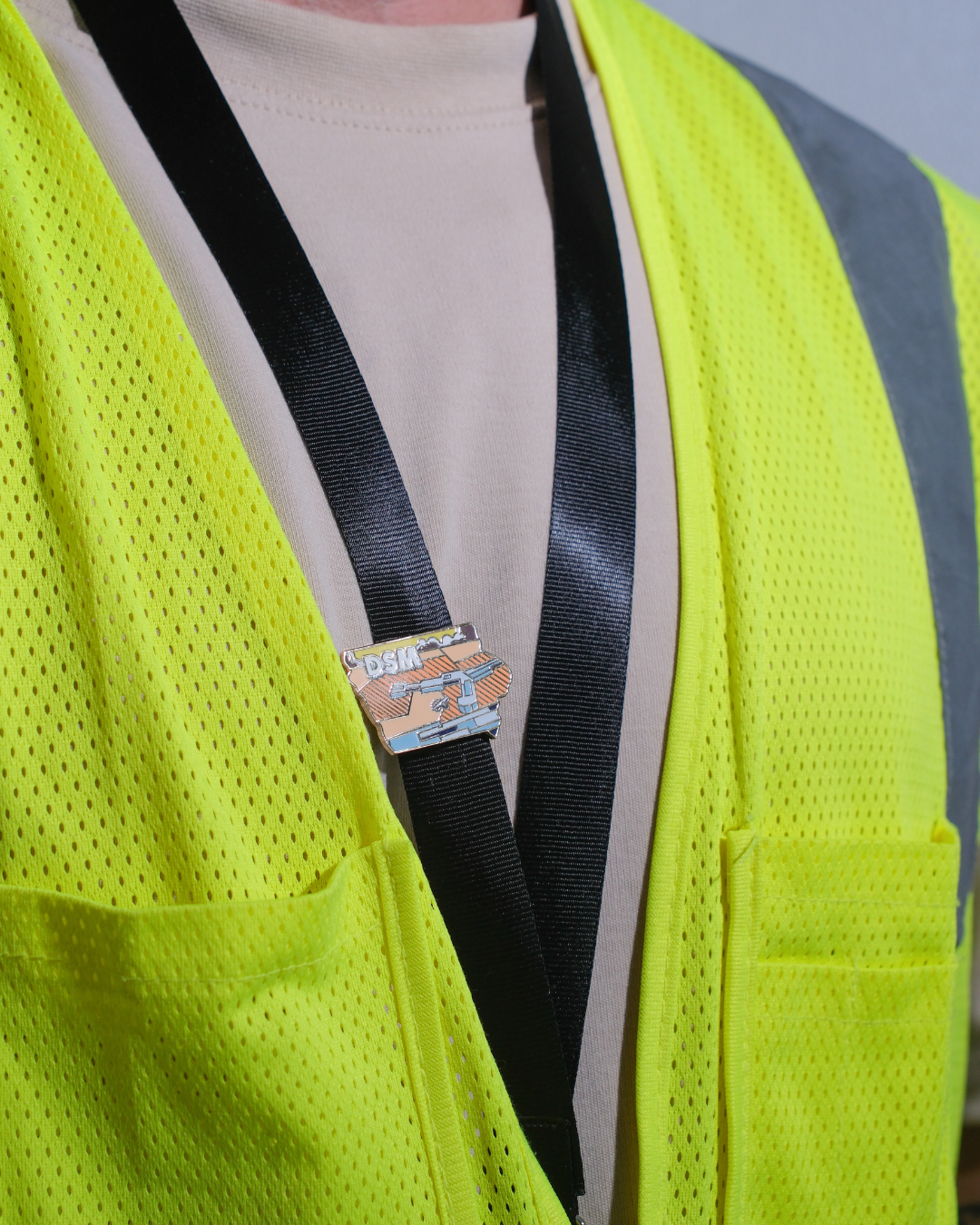 DSM Airport Pin – Des Moines International Airport, Iowa